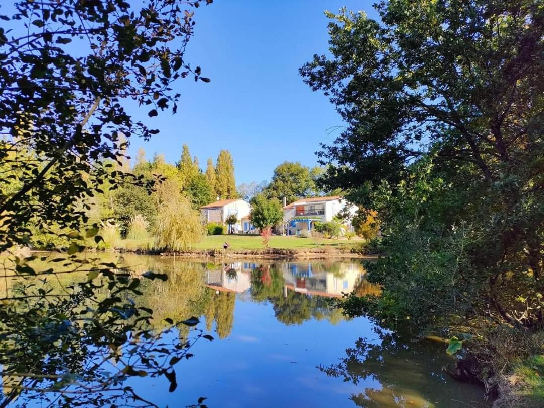 Gite Douceur De Vivre Saint-Avaugourd-des-Landes Εξωτερικό φωτογραφία
